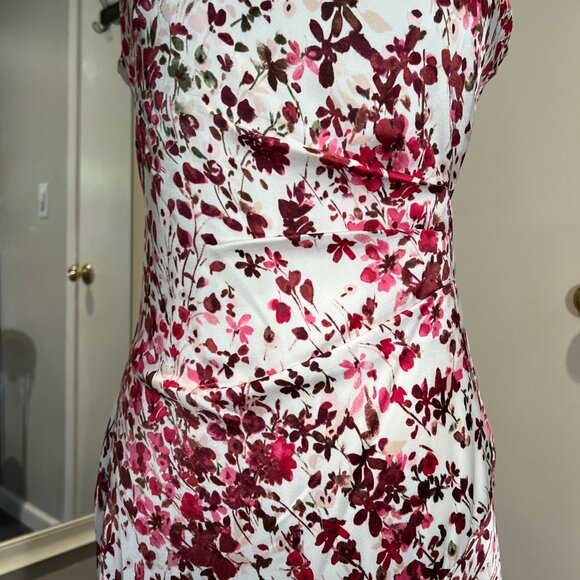 Taylor Floral Asymmetrical Sleeveless midi dress, Size 6 - Picture 3 of 16